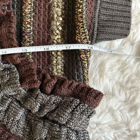 St. John SoCa Striped Cardigan - Picture 6 of 16